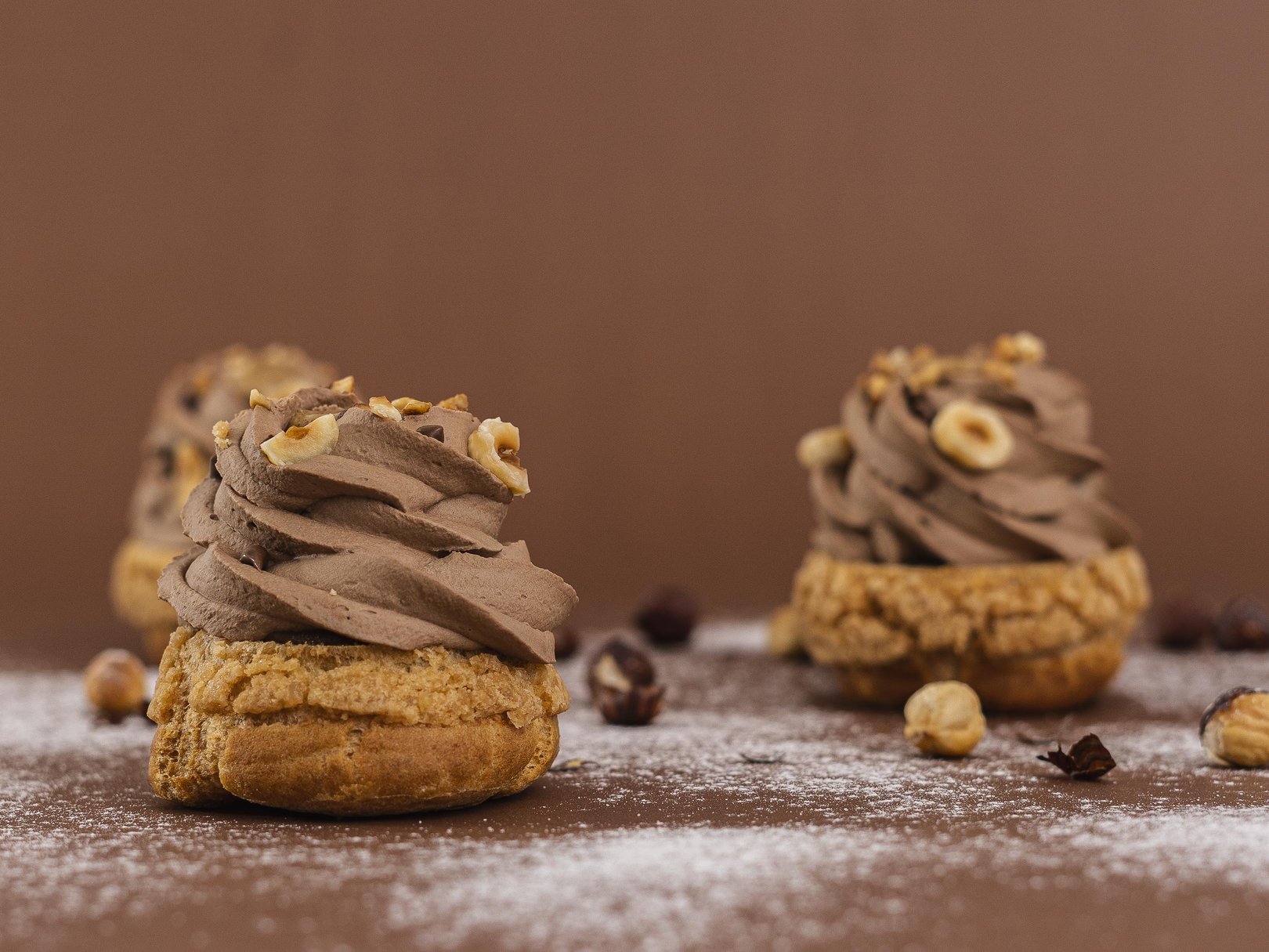 Choux chocolat noisette